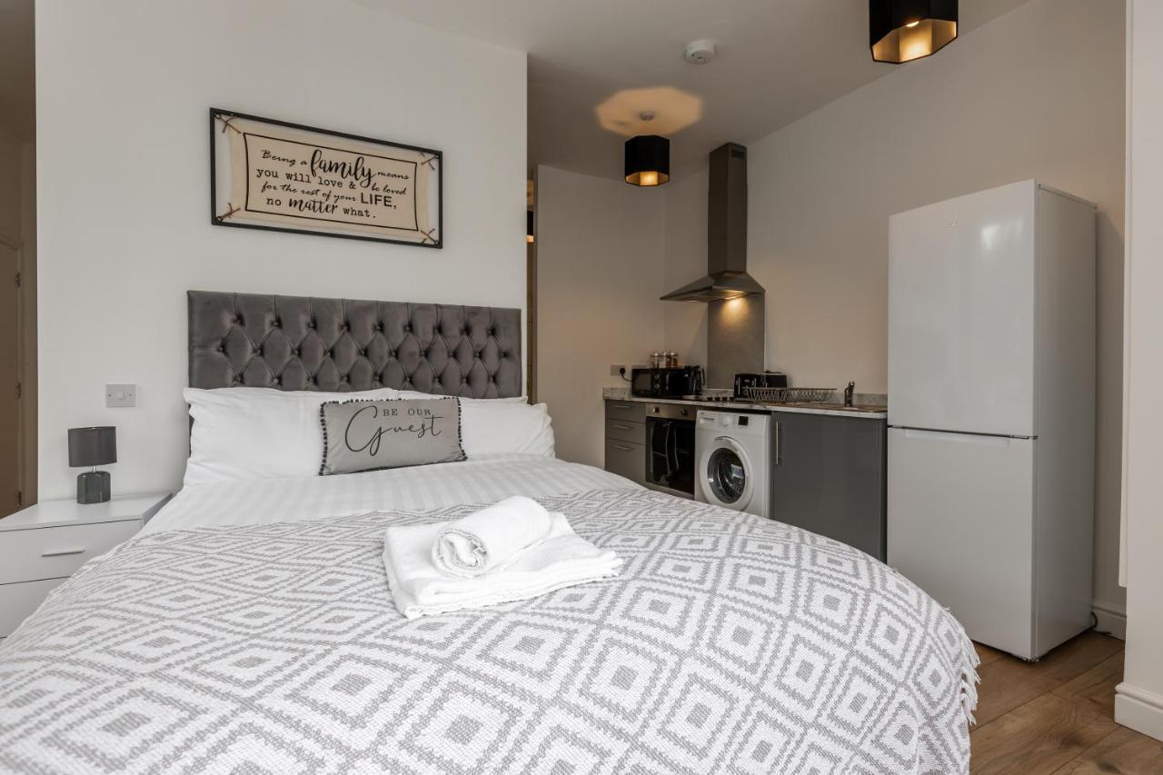 York Villas Free Parking Included リヴァプール エクステリア 写真