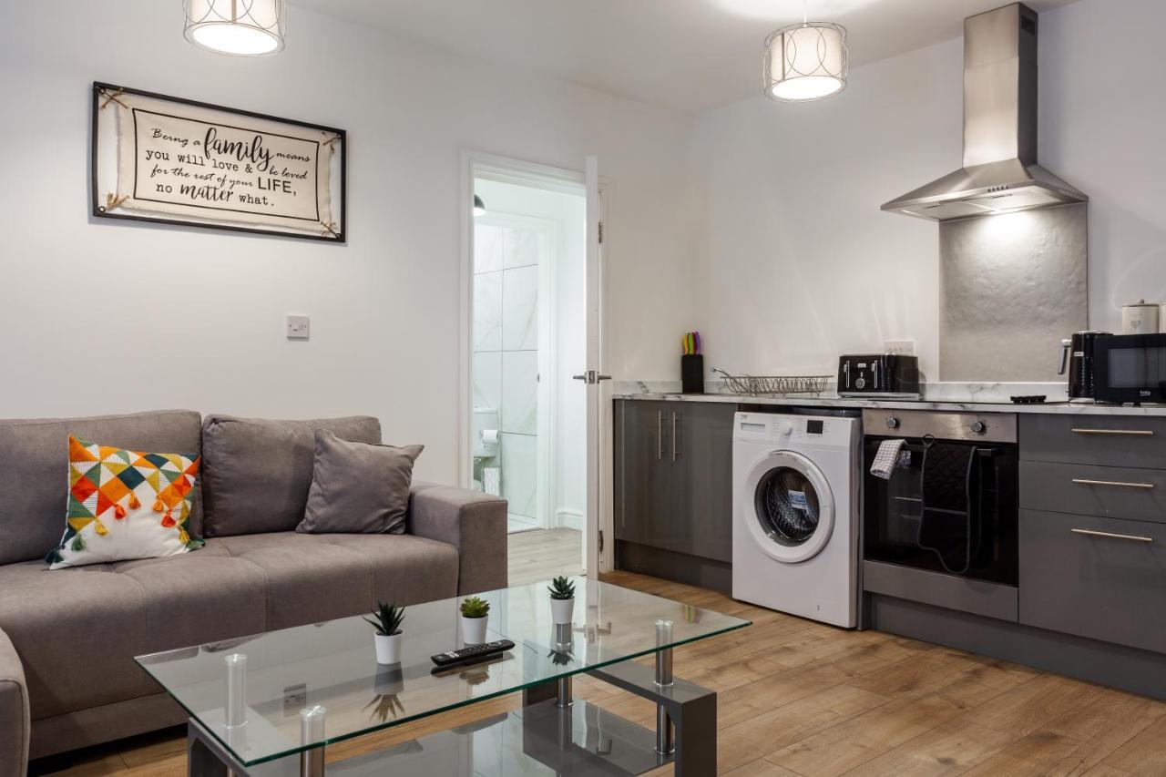 York Villas Free Parking Included リヴァプール エクステリア 写真