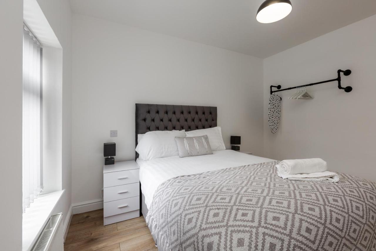 York Villas Free Parking Included リヴァプール エクステリア 写真