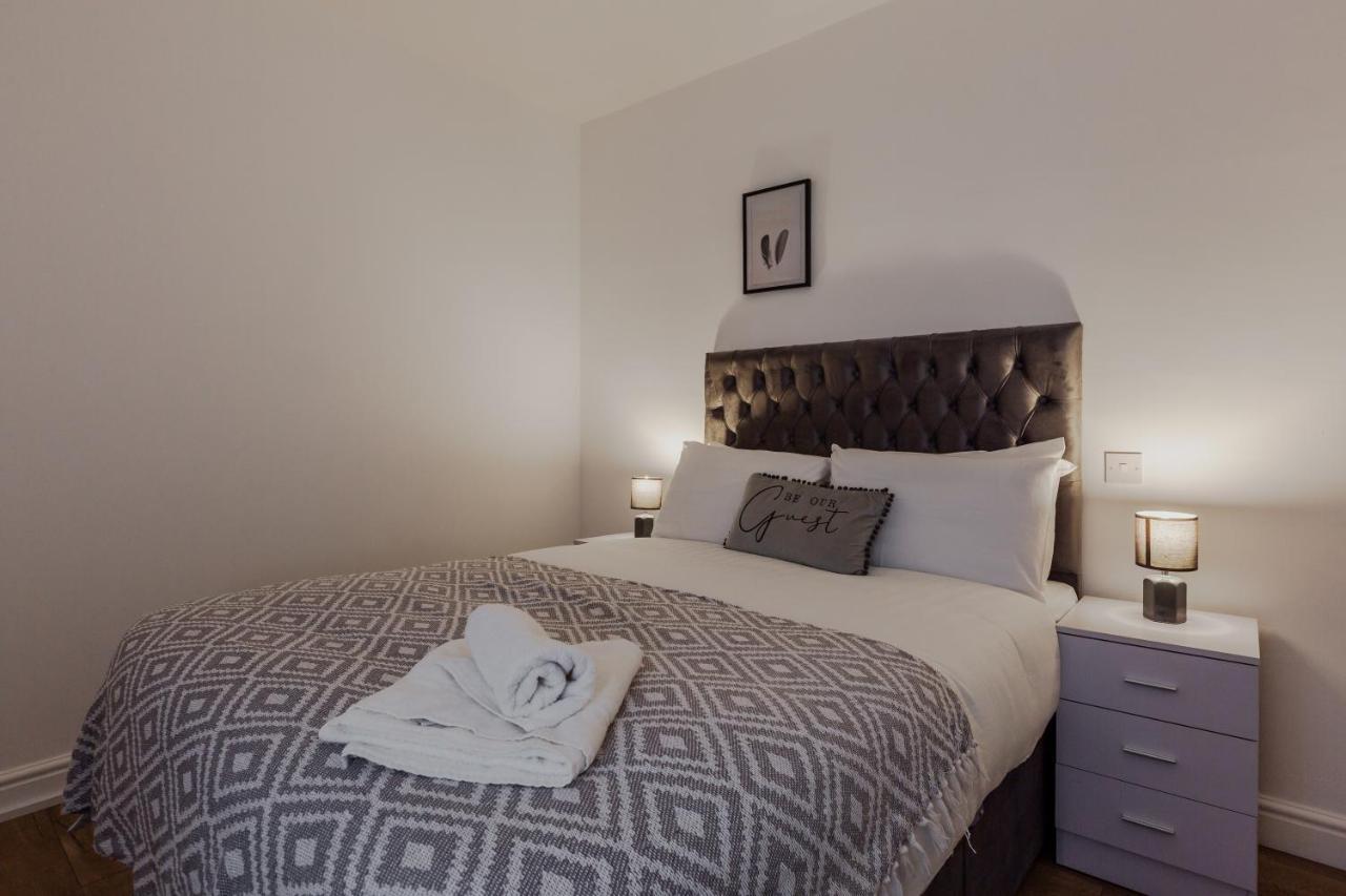 York Villas Free Parking Included リヴァプール エクステリア 写真