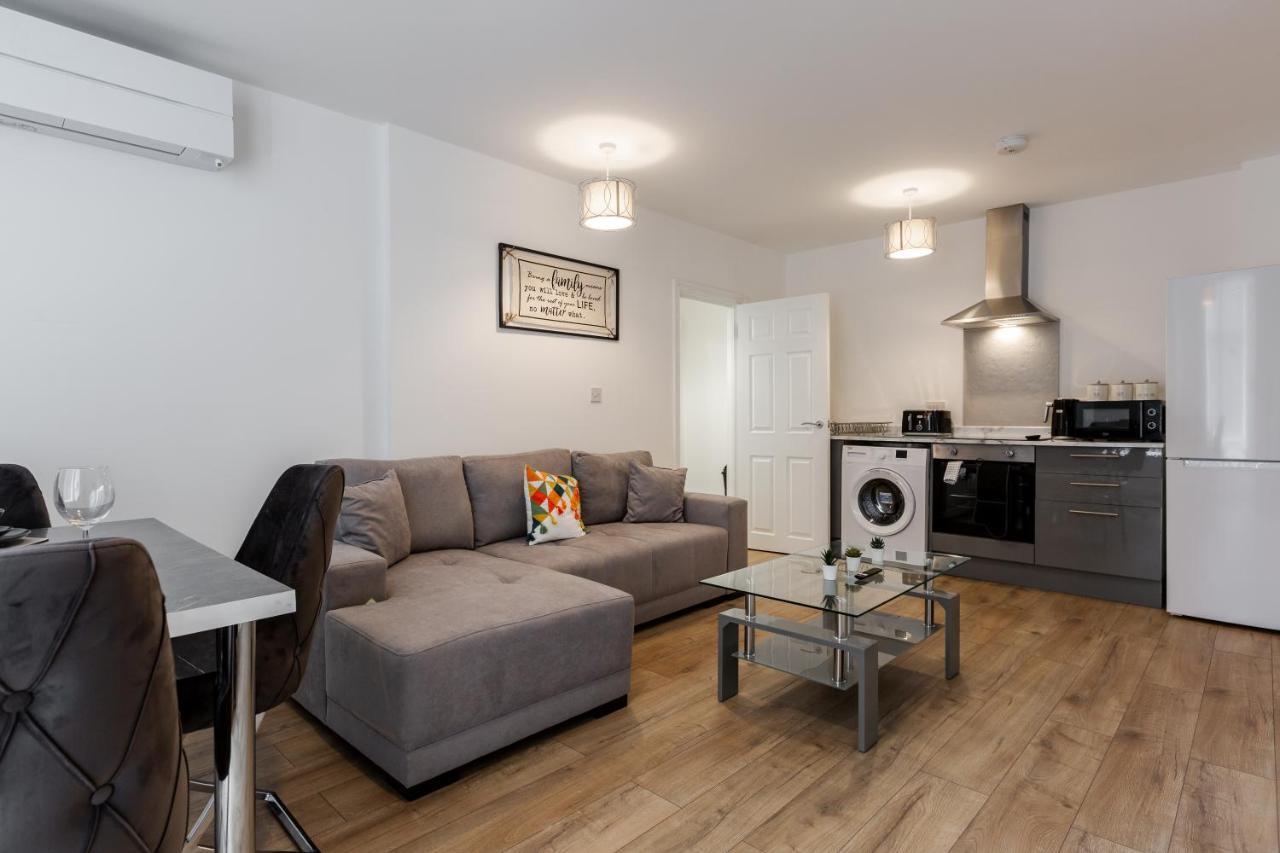 York Villas Free Parking Included リヴァプール エクステリア 写真