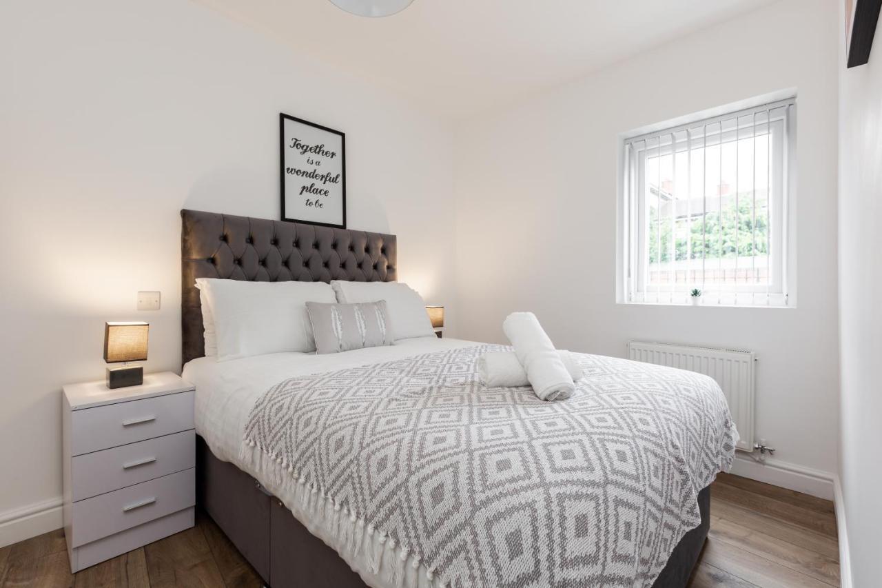 York Villas Free Parking Included リヴァプール エクステリア 写真