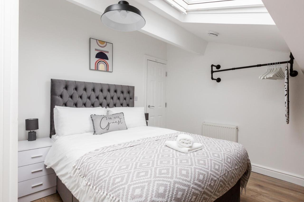 York Villas Free Parking Included リヴァプール エクステリア 写真